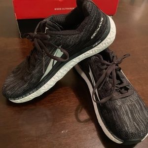 Altra Escalante Running Shoes